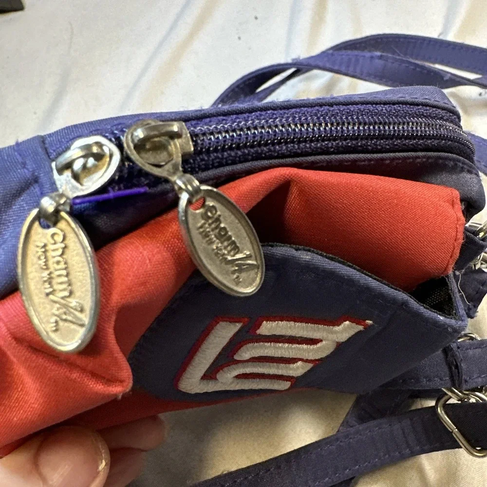 NEW YORK GIANTS PURSE CELL PHONE CAMERA IPOD HOLDER ProFANity